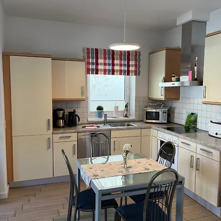 Alisch 3 Apartment